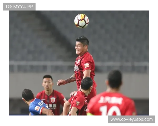 中超上港快速纵深突破——新一代足球战略的先锋